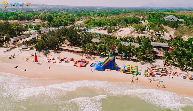 Coco beachcamp don nang he ruc ro 1